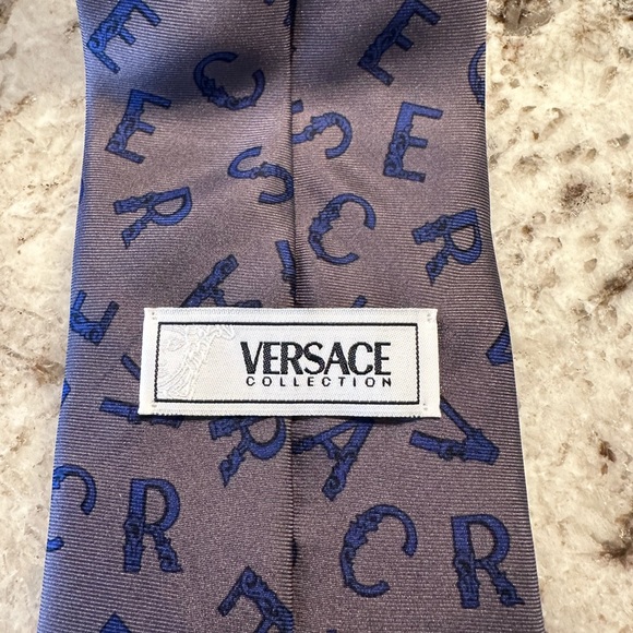 VERSACE TIE - Picture 5 of 7